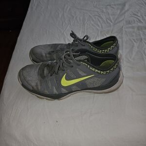 LAST CALL! Nike women's shoes